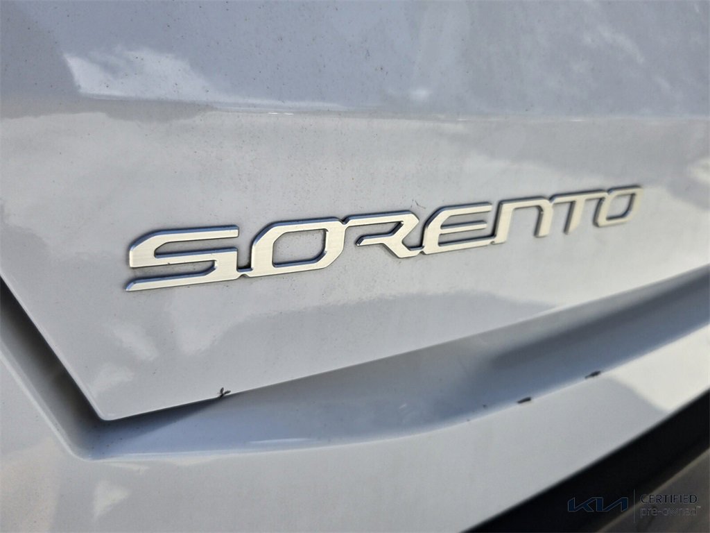 Certified 2024 Kia Sorento S image 16