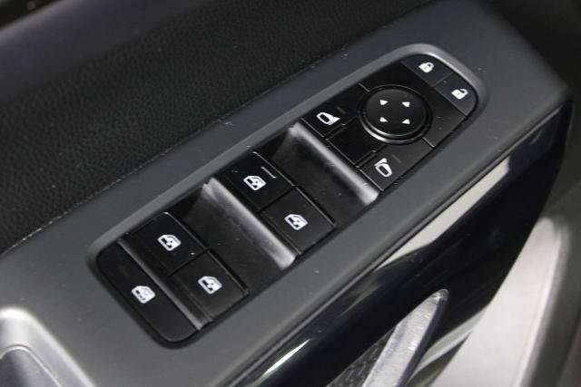 Certified 2023 Nissan Pathfinder SV FWD image 23