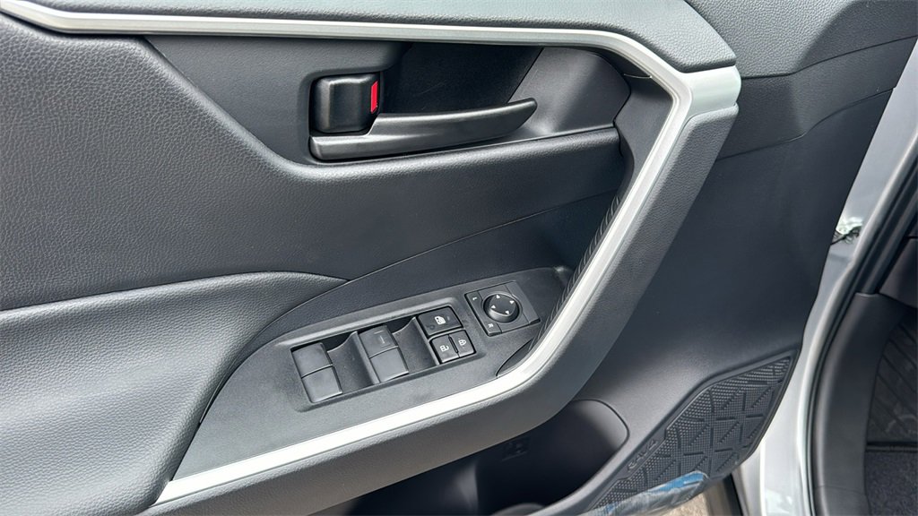 New 2025 Toyota RAV4 LE image 15