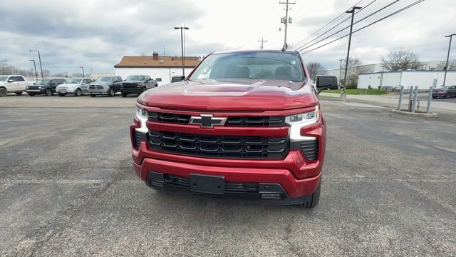 Used 2023 Chevrolet Silverado 1500 RST AWD/4WD image 3