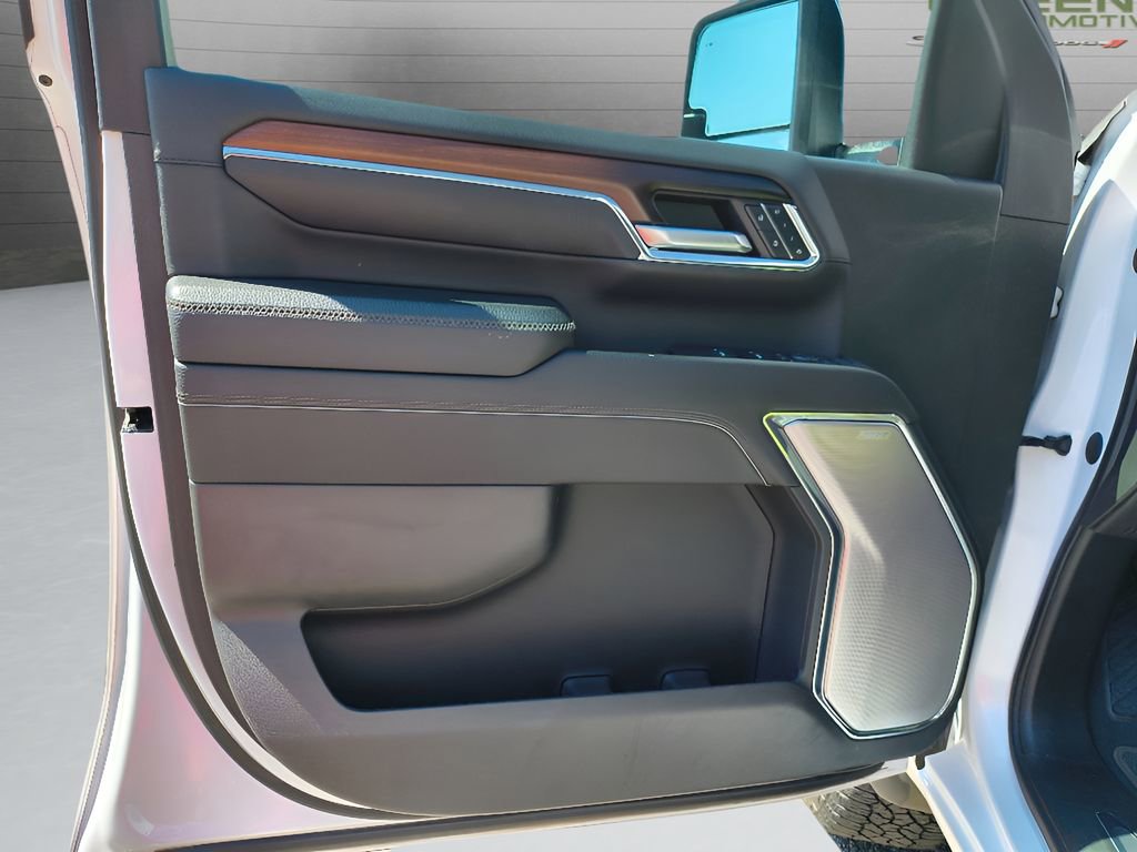 Used 2024 GMC Sierra 2500 Denali w/ Denali Reserve Package image 10
