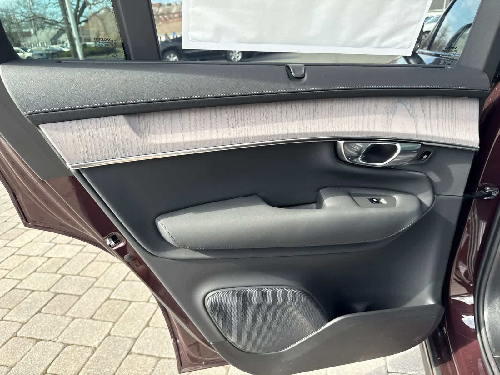 New 2026 Volvo XC90 T8 Ultra w/ Protection Package Premier image 10