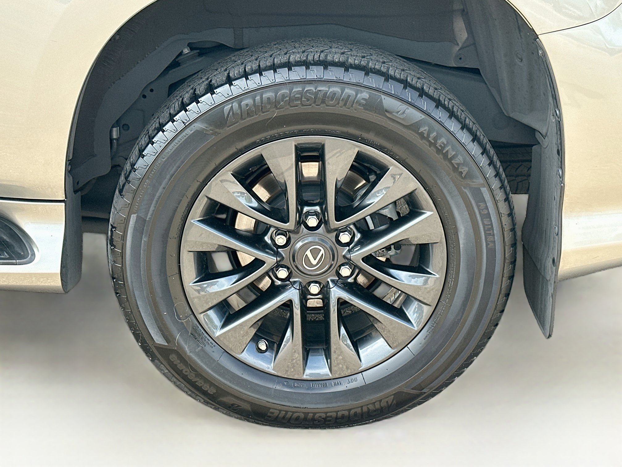 Used 2022 Lexus GX 460 Premium w/ Premium Plus Package AWD/4WD image 28