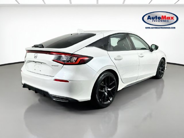 Used 2023 Honda Civic Sport image 2