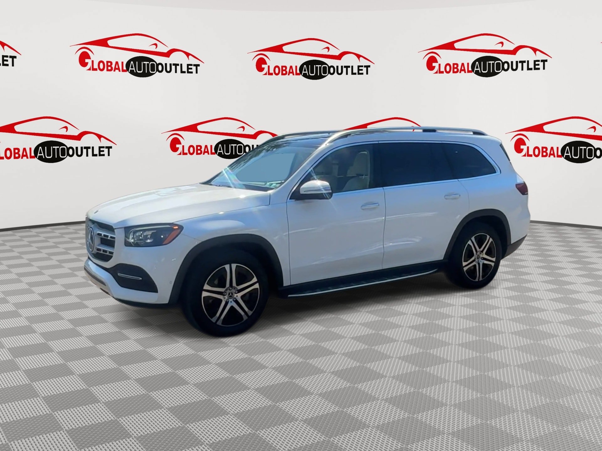 Used 2020 Mercedes-Benz GLS 450 4MATIC w/ Convenience Package image 4