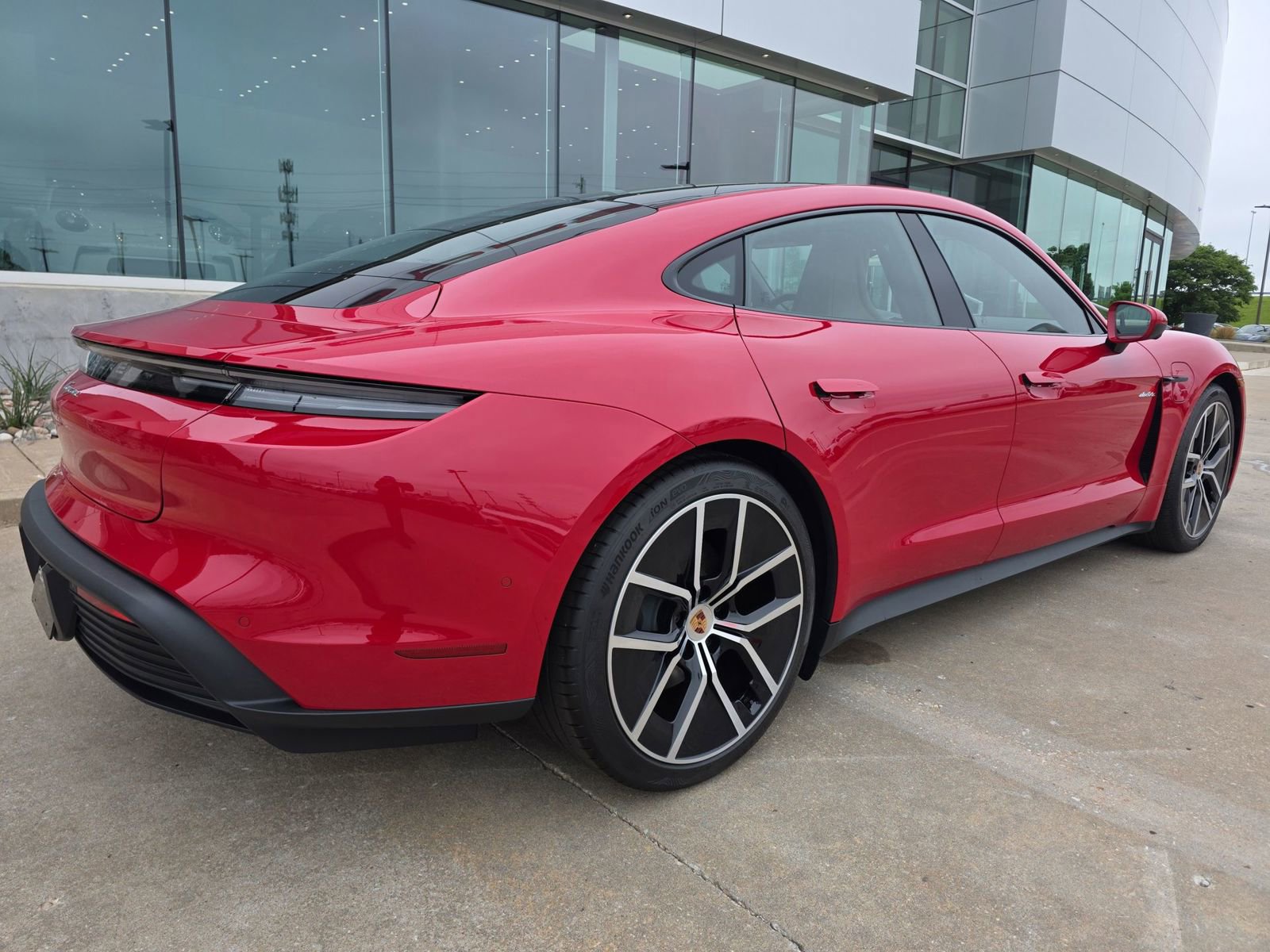 New 2026 Porsche Taycan RWD image 7