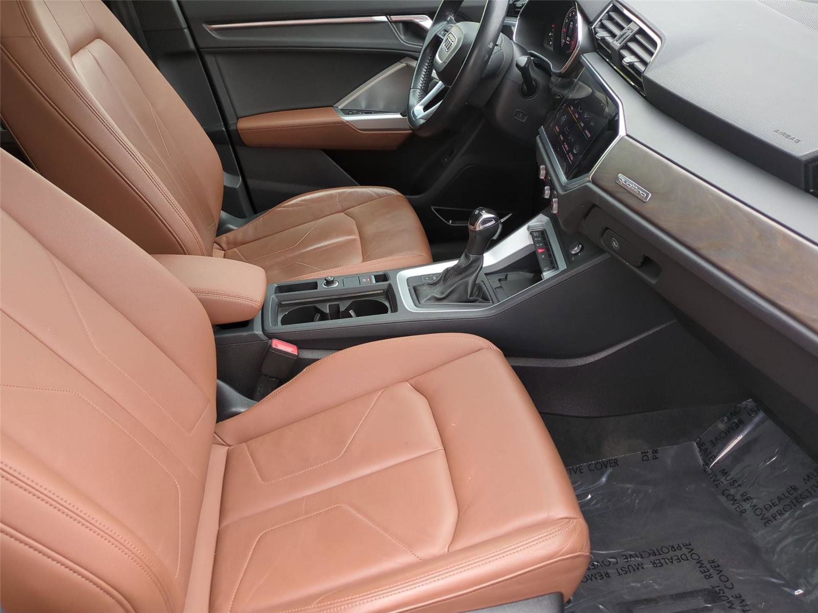 Used 2019 Audi Q3 2.0T Premium Plus w/ Premium Plus Package image 21