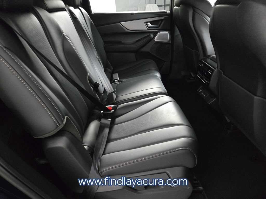 Used 2026 Acura MDX w/ Technology Package AWD/4WD image 19