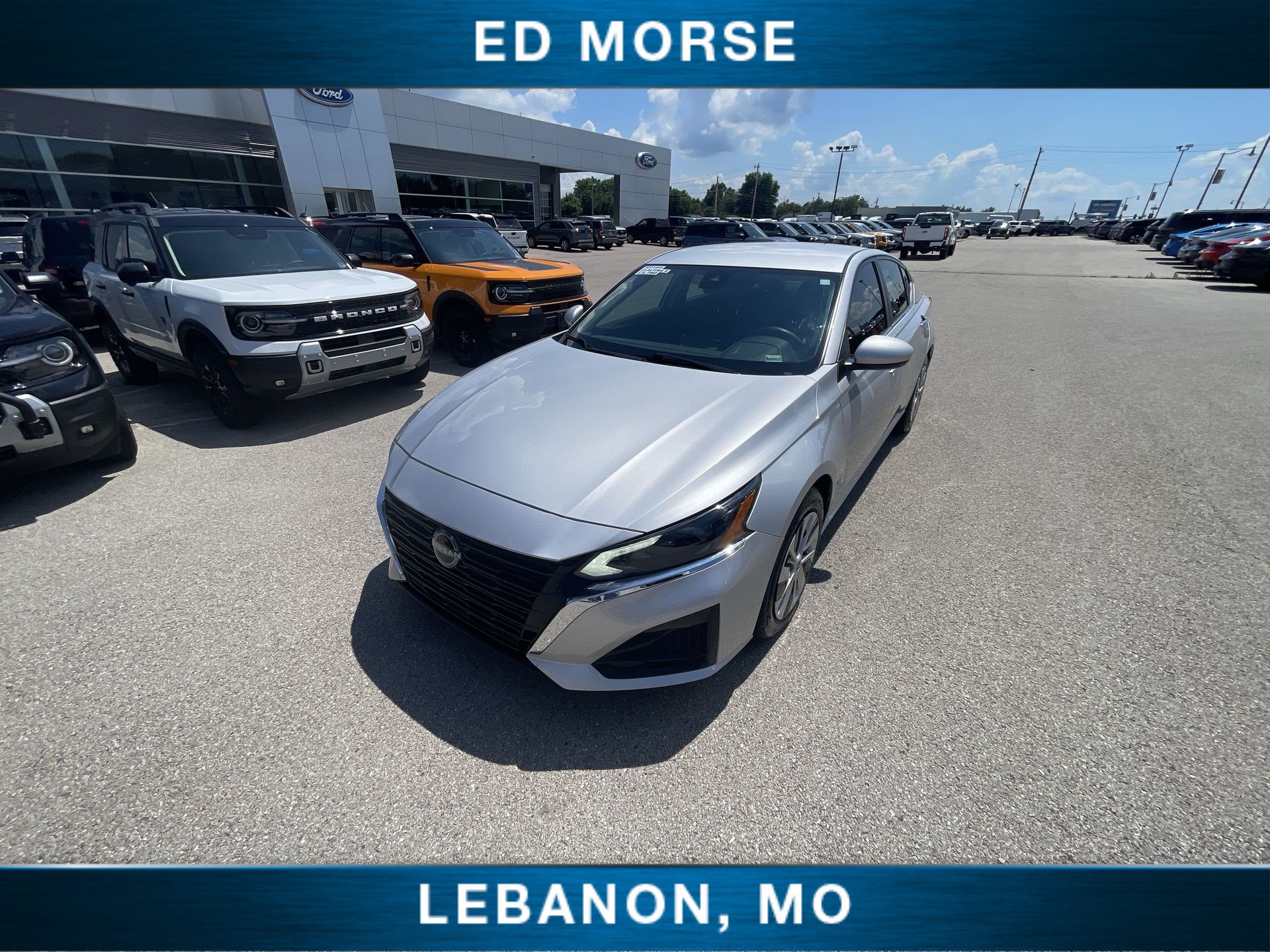 Used 2023 Nissan Altima 2.5 S FWD image 19