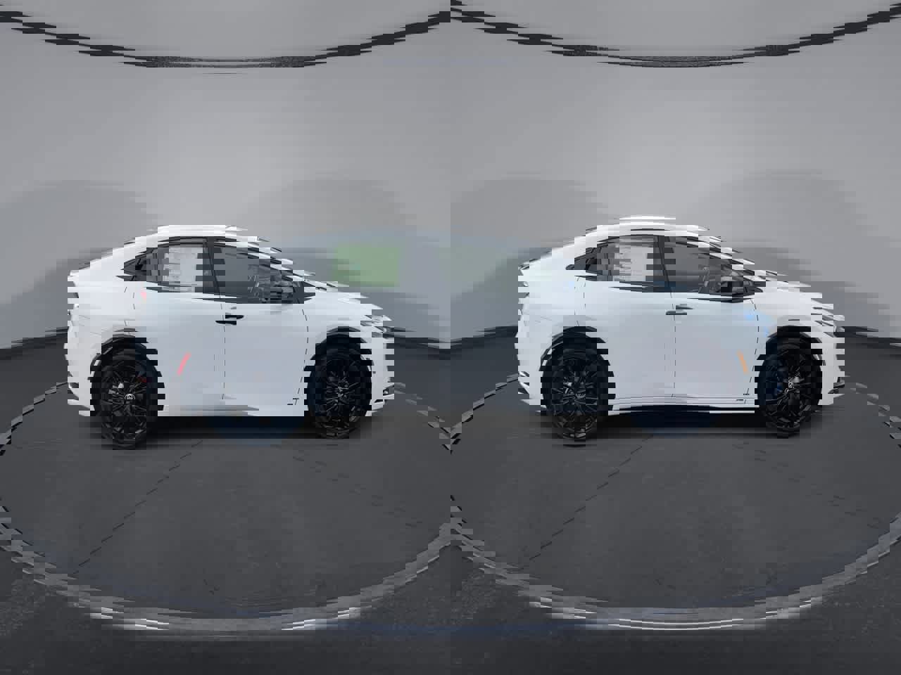 New 2026 Toyota Prius AWD image 9