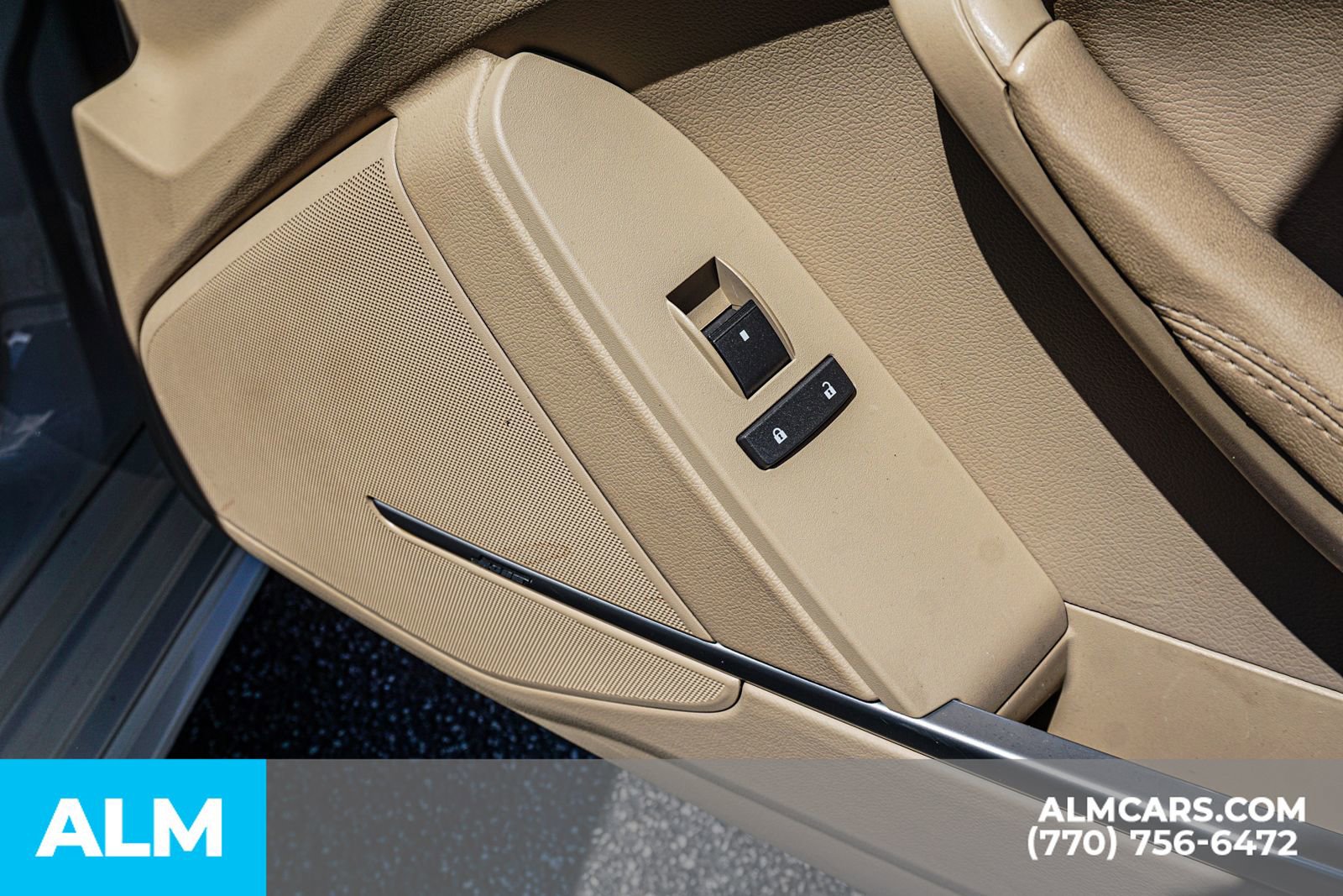 Used 2011 Cadillac CTS Luxury RWD image 42