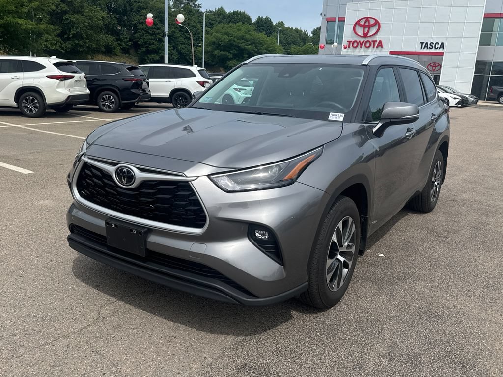 Used 2026 Toyota Highlander XLE AWD/4WD image 3