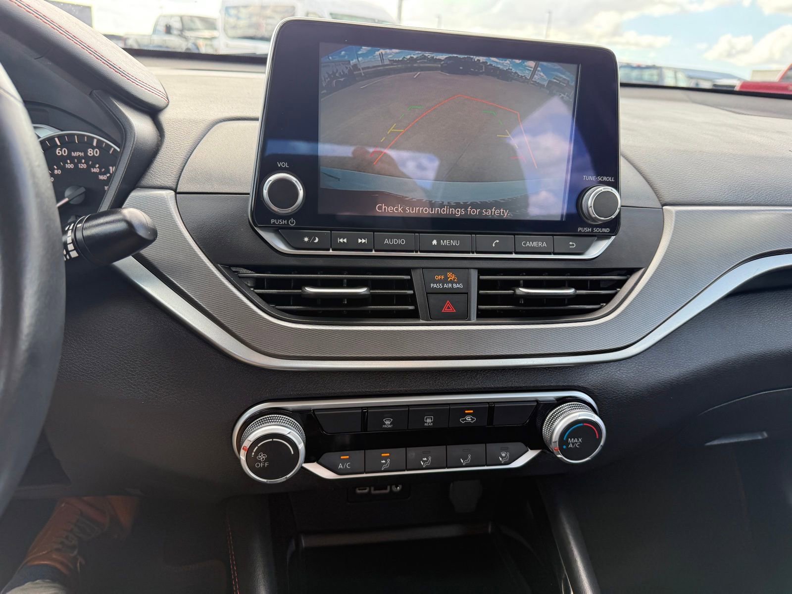 Used 2024 Nissan Altima 2.5 SR image 15