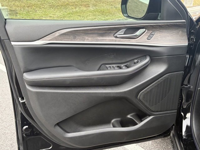 New 2025 Jeep Grand Cherokee Limited image 43