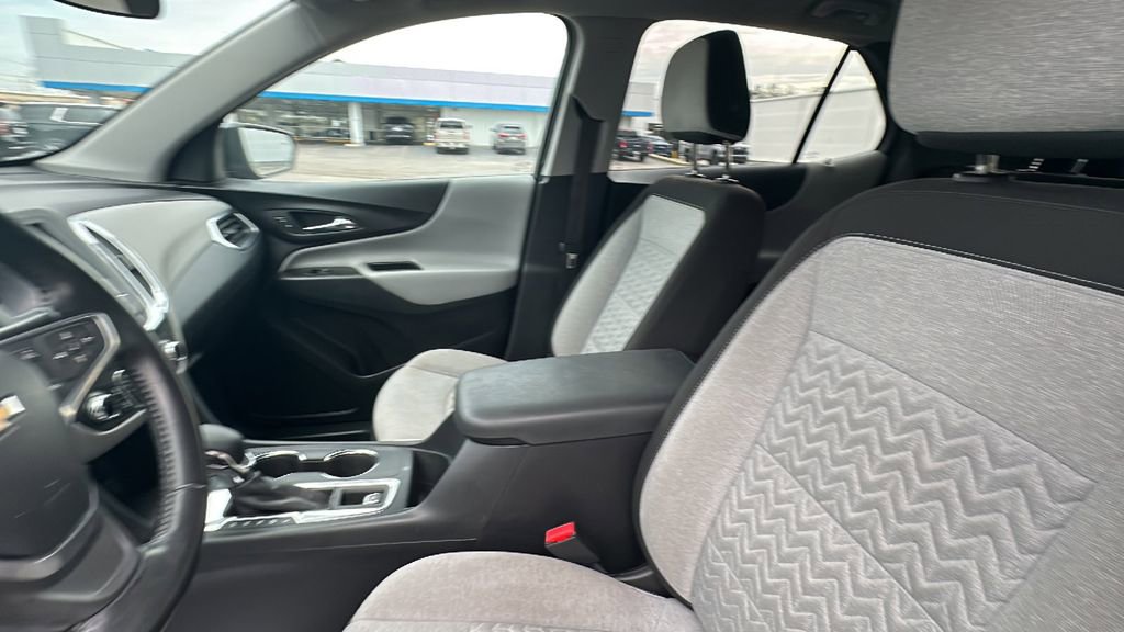 Used 2022 Chevrolet Equinox LT image 12