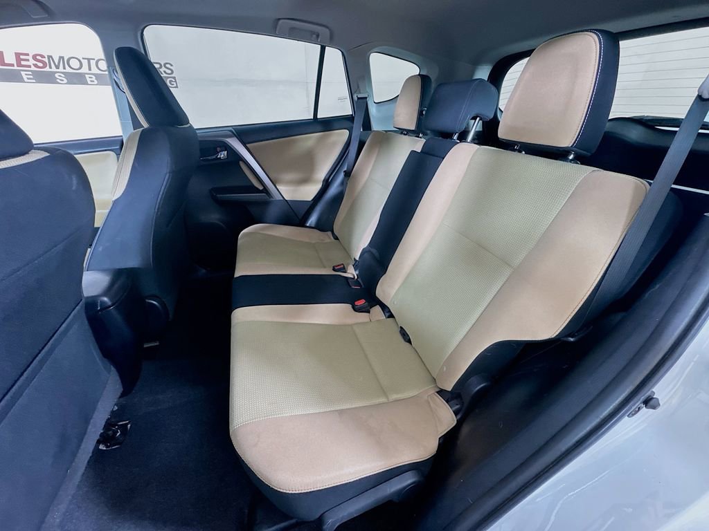 Used 2016 Toyota RAV4 XLE w/ Protection Package image 23