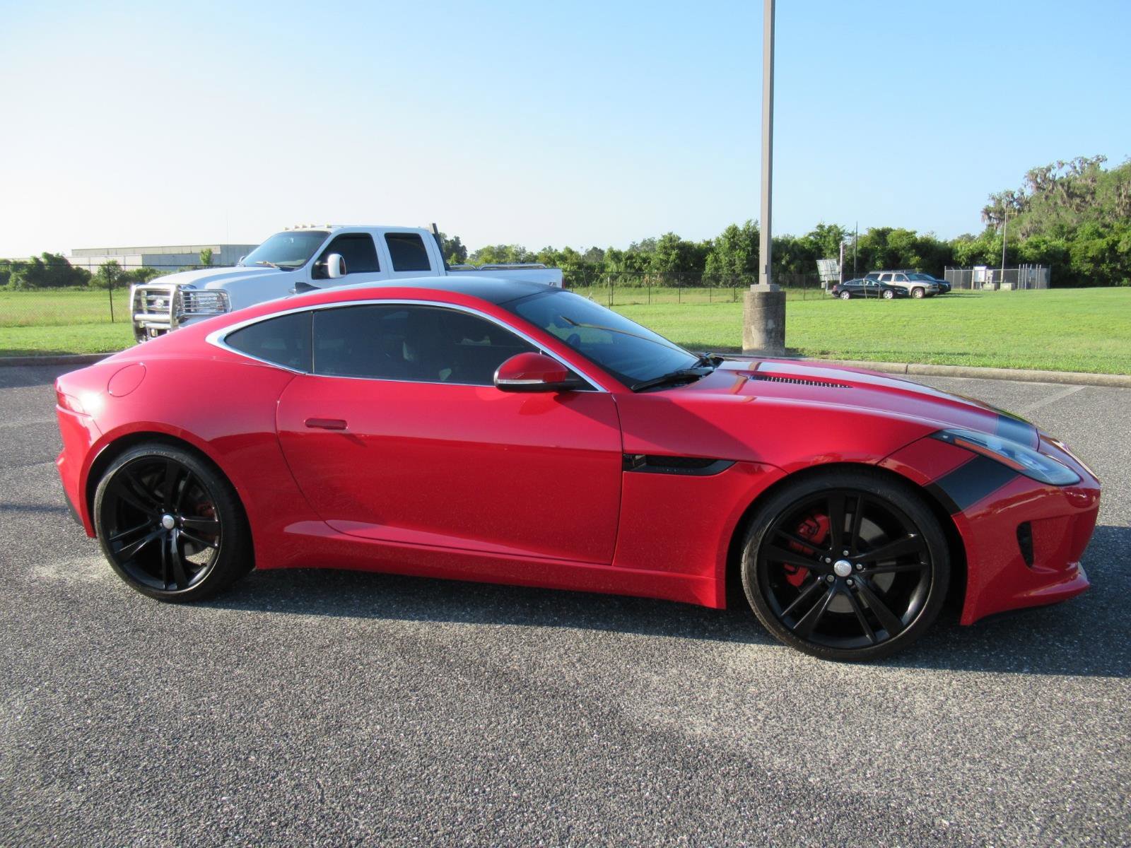 Used 2016 Jaguar F-TYPE Coupe RWD image 2
