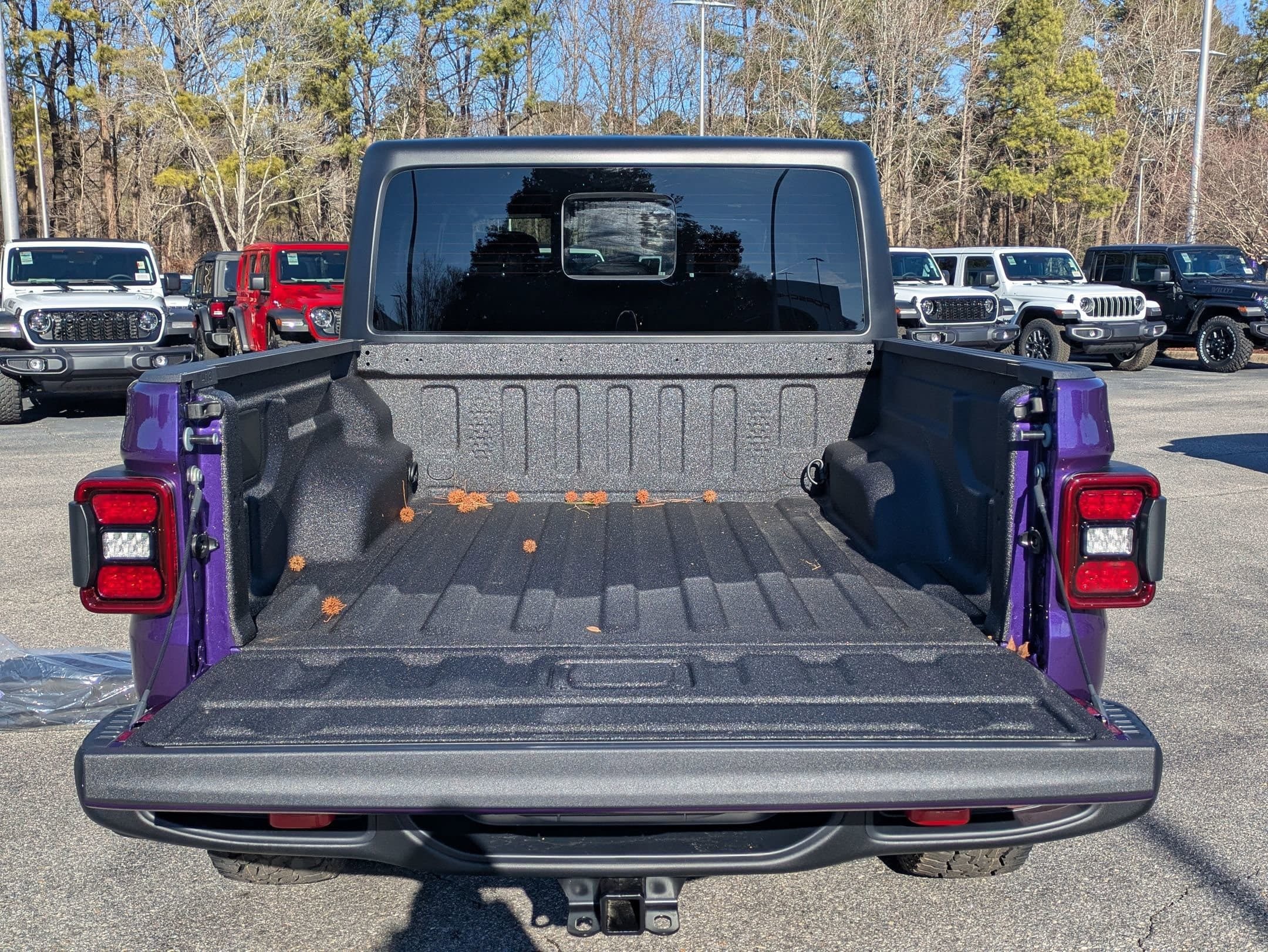 New 2026 Jeep Gladiator Rubicon w/ Steel Power Dome Hood Package AWD/4WD image 23