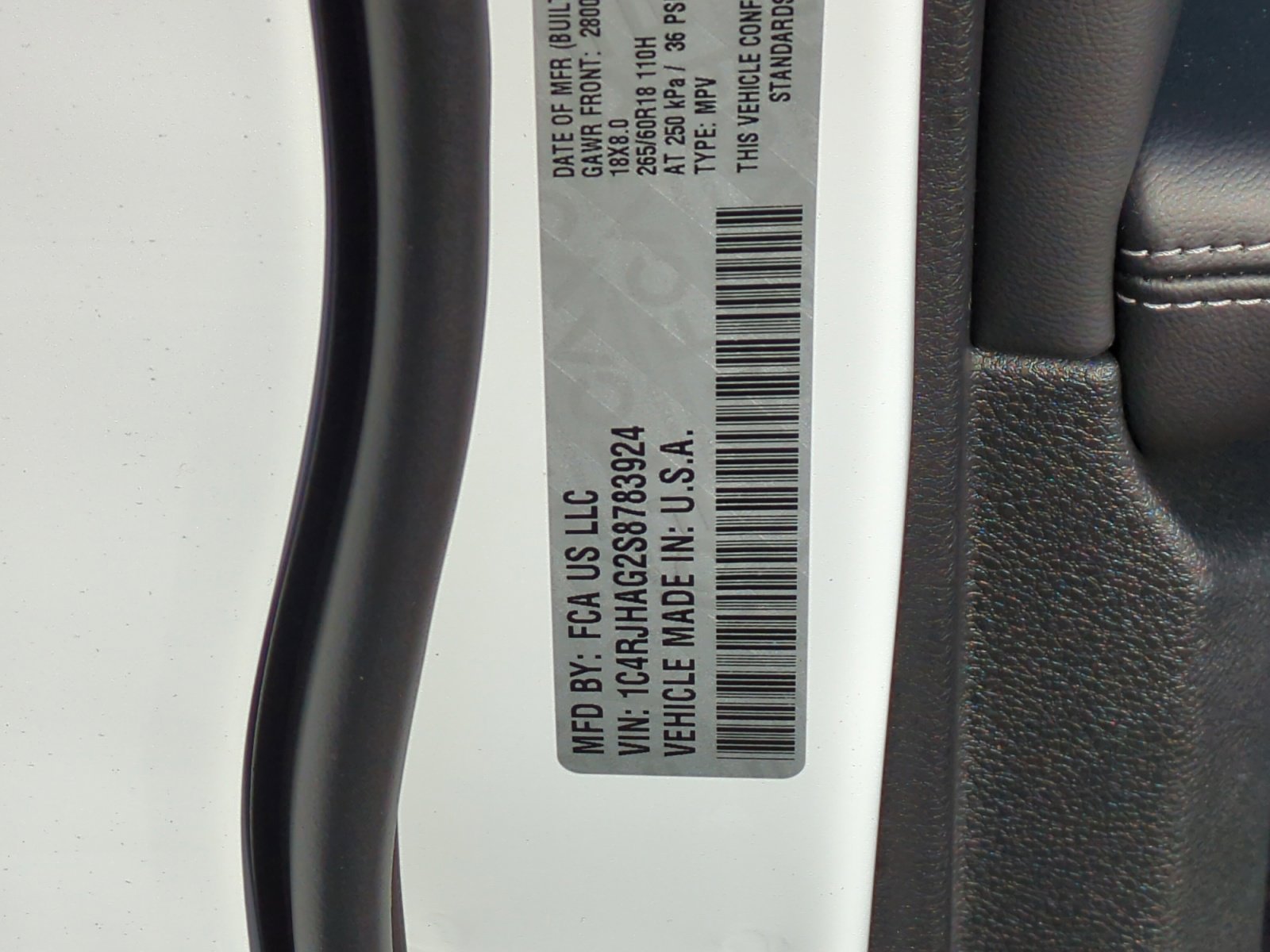 New 2025 Jeep Grand Cherokee Laredo image 25