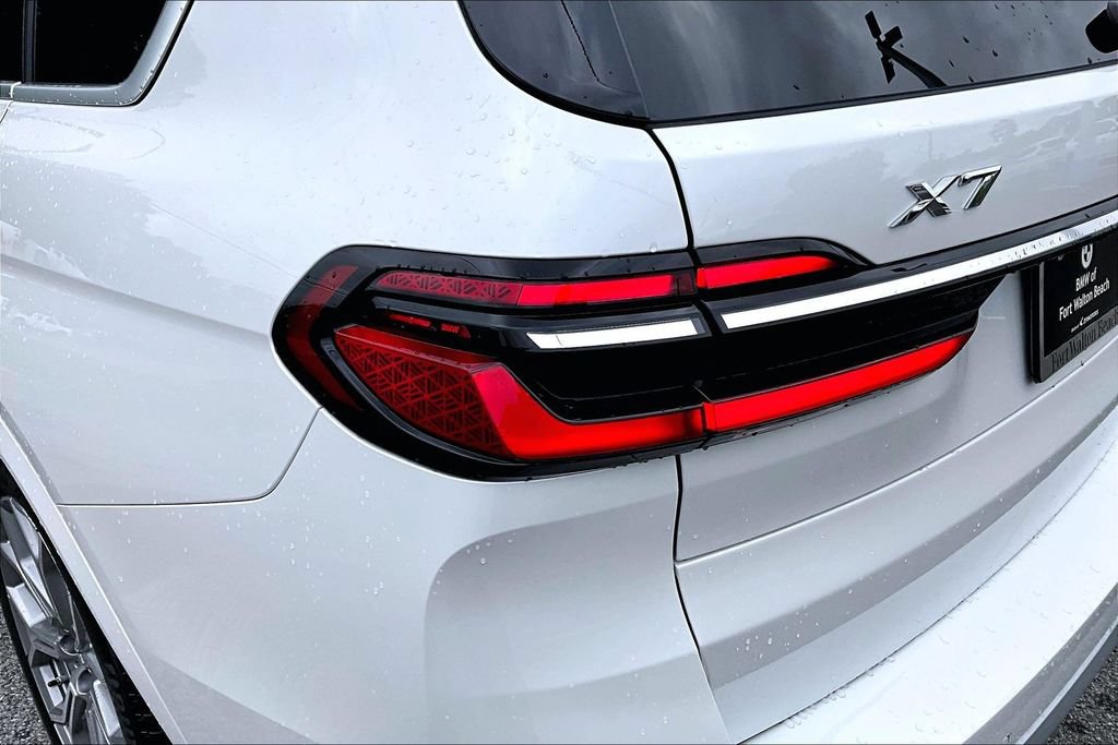 Certified 2026 BMW X7 xDrive40i AWD/4WD image 19