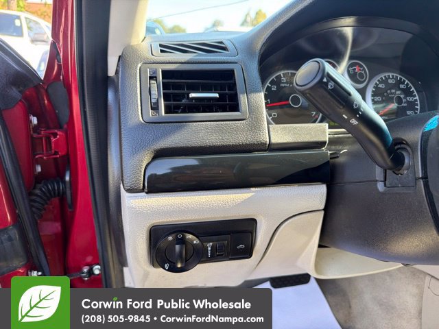 Used 2009 Ford Fusion SEL FWD image 13