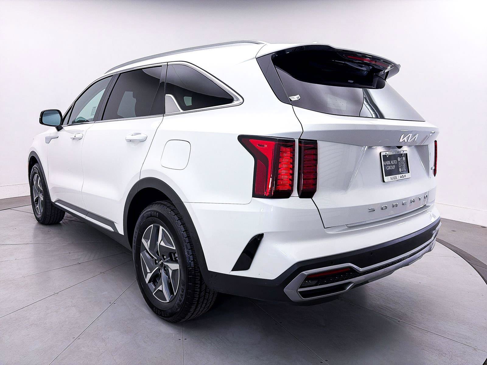 Used 2022 Kia Sorento S FWD image 13