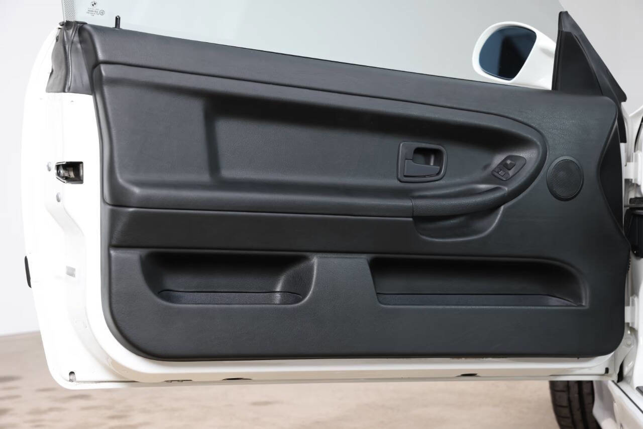 Used 1995 BMW M3 Coupe image 30