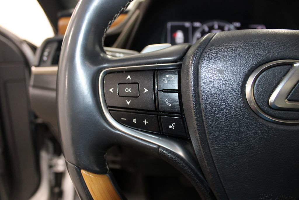 Used 2020 Lexus ES 350 Luxury image 38