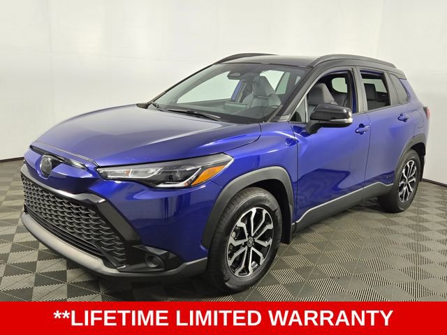 Used 2024 Toyota Corolla Cross S w/ Moonroof Package image 3