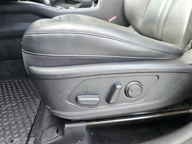 Used 2022 Kia Sorento S w/ Panoramic Sunroof Package FWD image 31