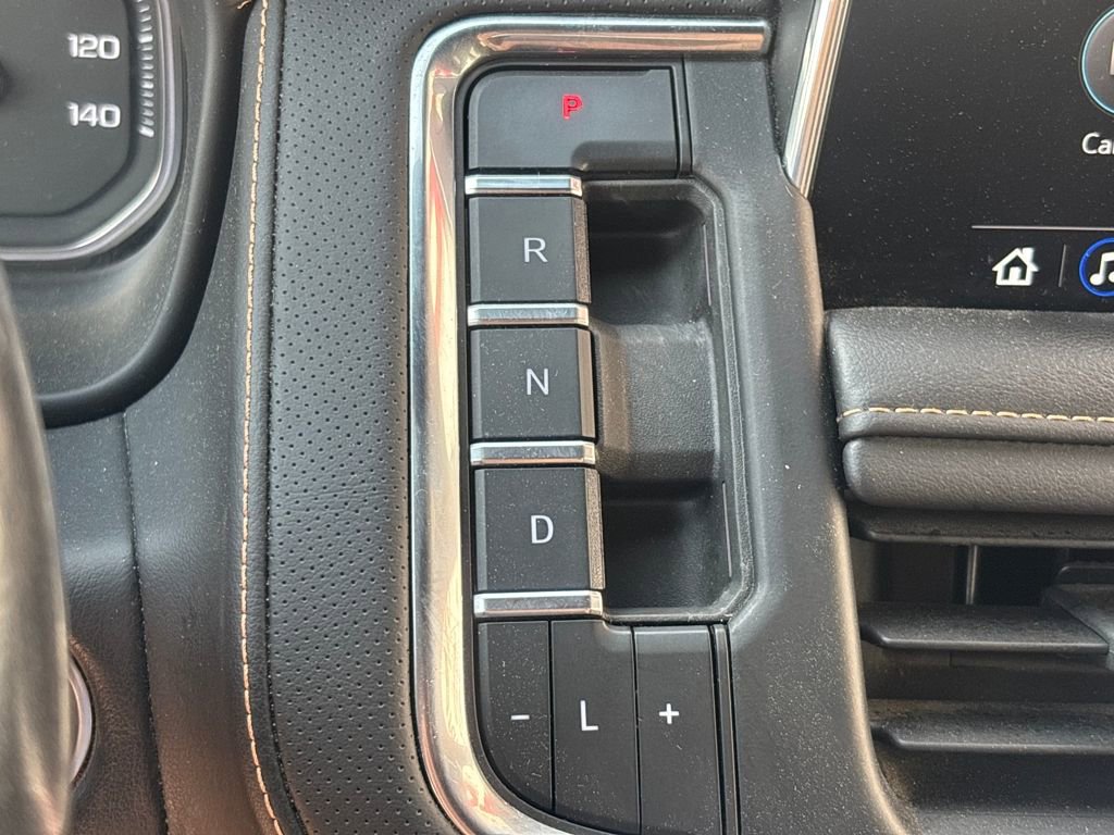 Used 2021 GMC Yukon XL AT4 w/ Rear Media and Nav Package image 15