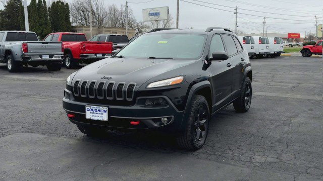 Used 2015 Jeep Cherokee Trailhawk w/ Leather Interior Group image 4