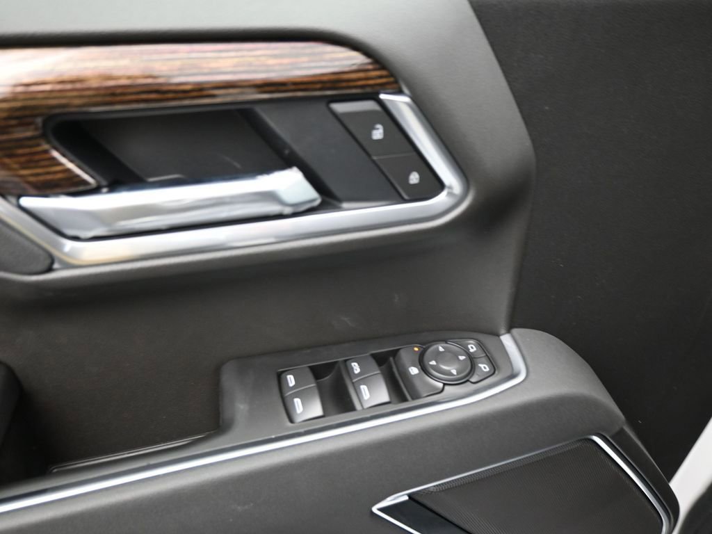 New 2026 GMC Sierra 1500 SLE image 11