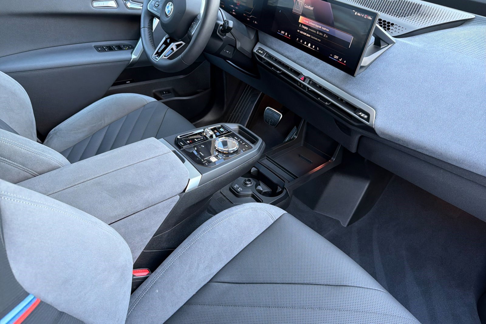 Used 2026 BMW iX xDrive60 w/ M Sport Package image 19