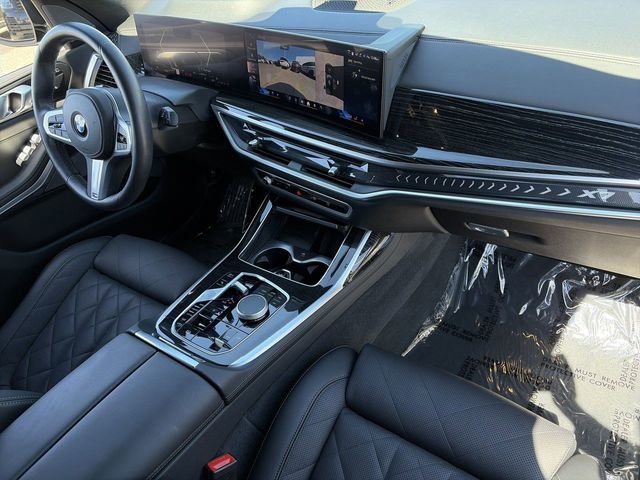 Certified 2025 BMW X7 xDrive40i w/ M Sport Package image 14
