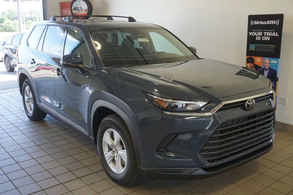 New 2026 Toyota Grand Highlander AWD image 2