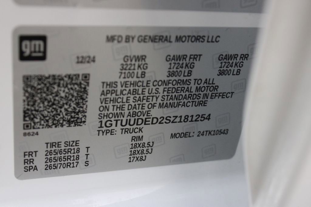 Used 2025 GMC Sierra 1500 SLT AWD/4WD image 32