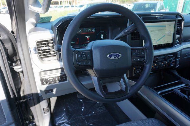New 2026 Ford F350 XLT w/ XLT Premium Package AWD/4WD image 30