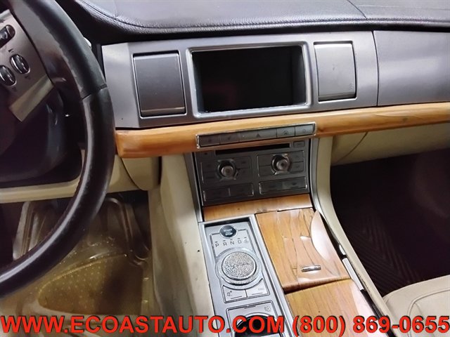 Used 2009 Jaguar XF Luxury RWD image 12