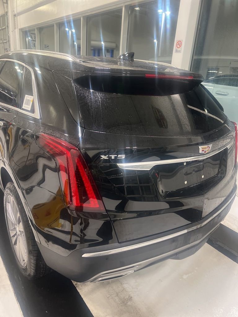 New 2026 Cadillac XT5 Premium Luxury w/ Driver Assist Package image 3