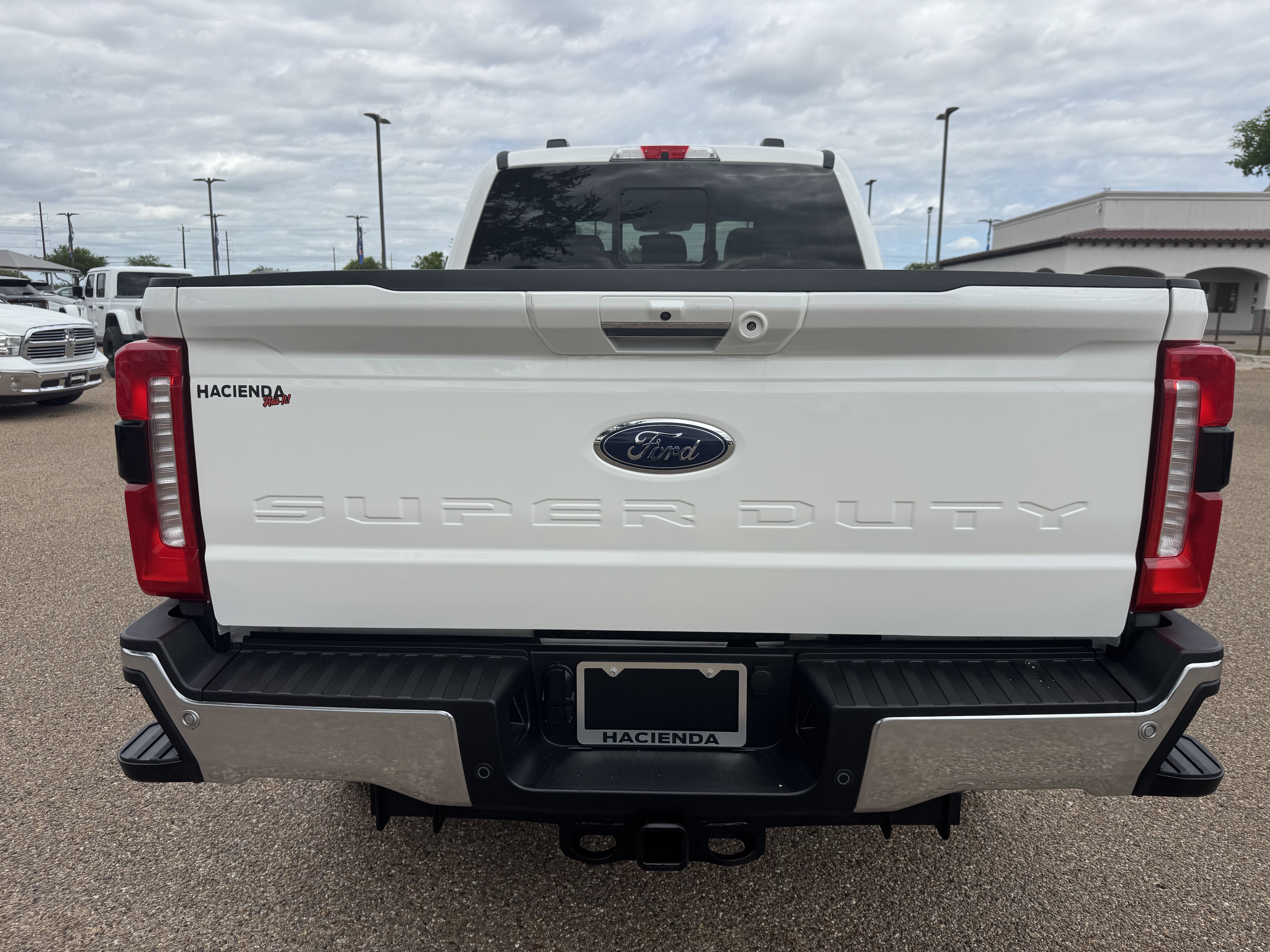 Certified 2024 Ford F250 Lariat w/ Lariat Ultimate Package AWD/4WD image 3