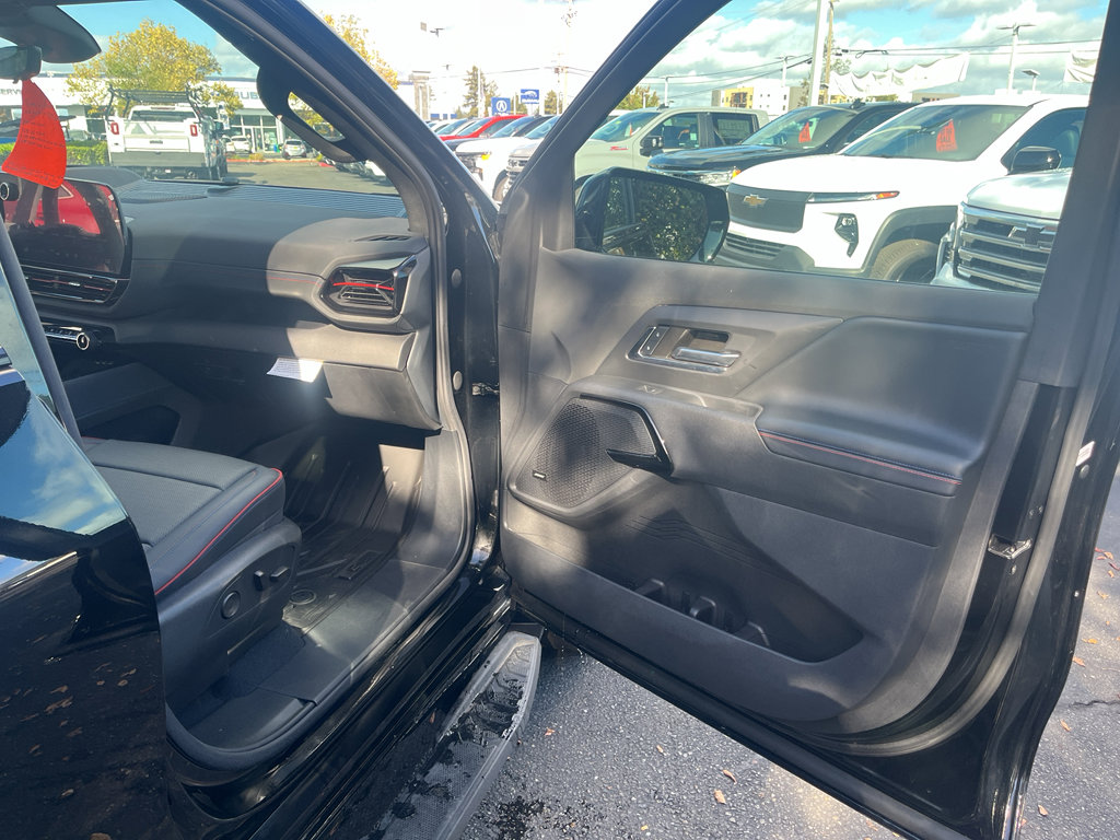 Used 2024 Chevrolet Silverado EV RST image 27