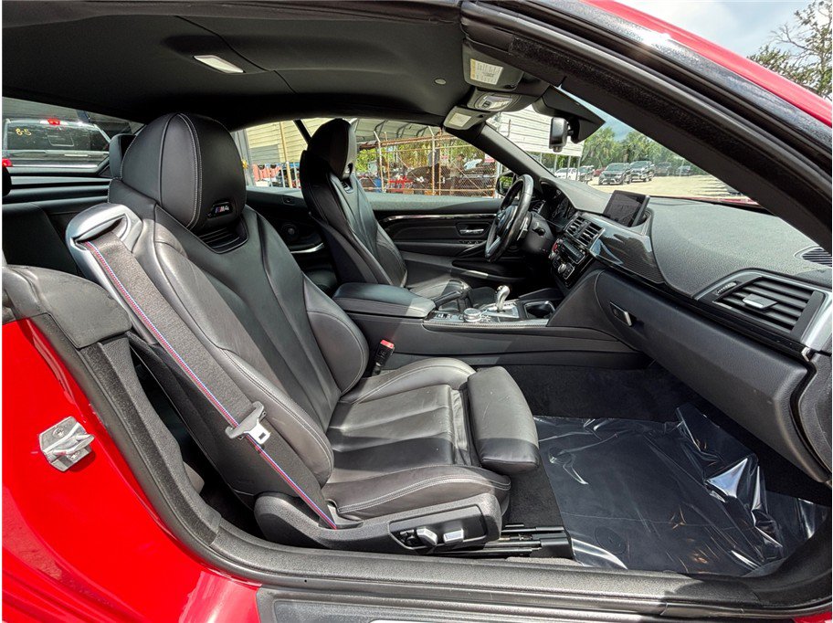 Used 2020 BMW M4 Convertible w/ Competition Package RWD image 46