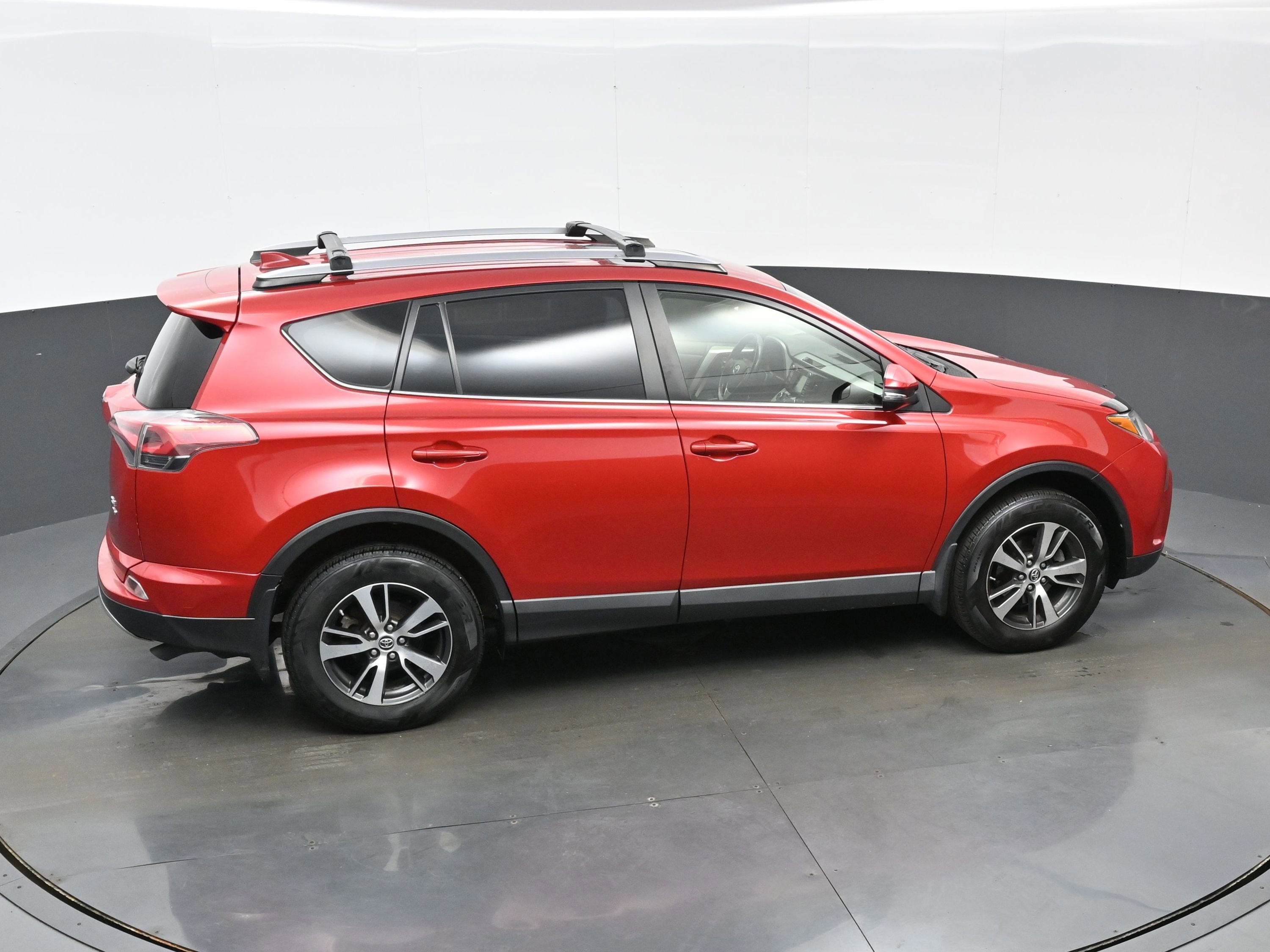 Used 2017 Toyota RAV4 XLE w/ Plus Special Value Package AWD/4WD image 37