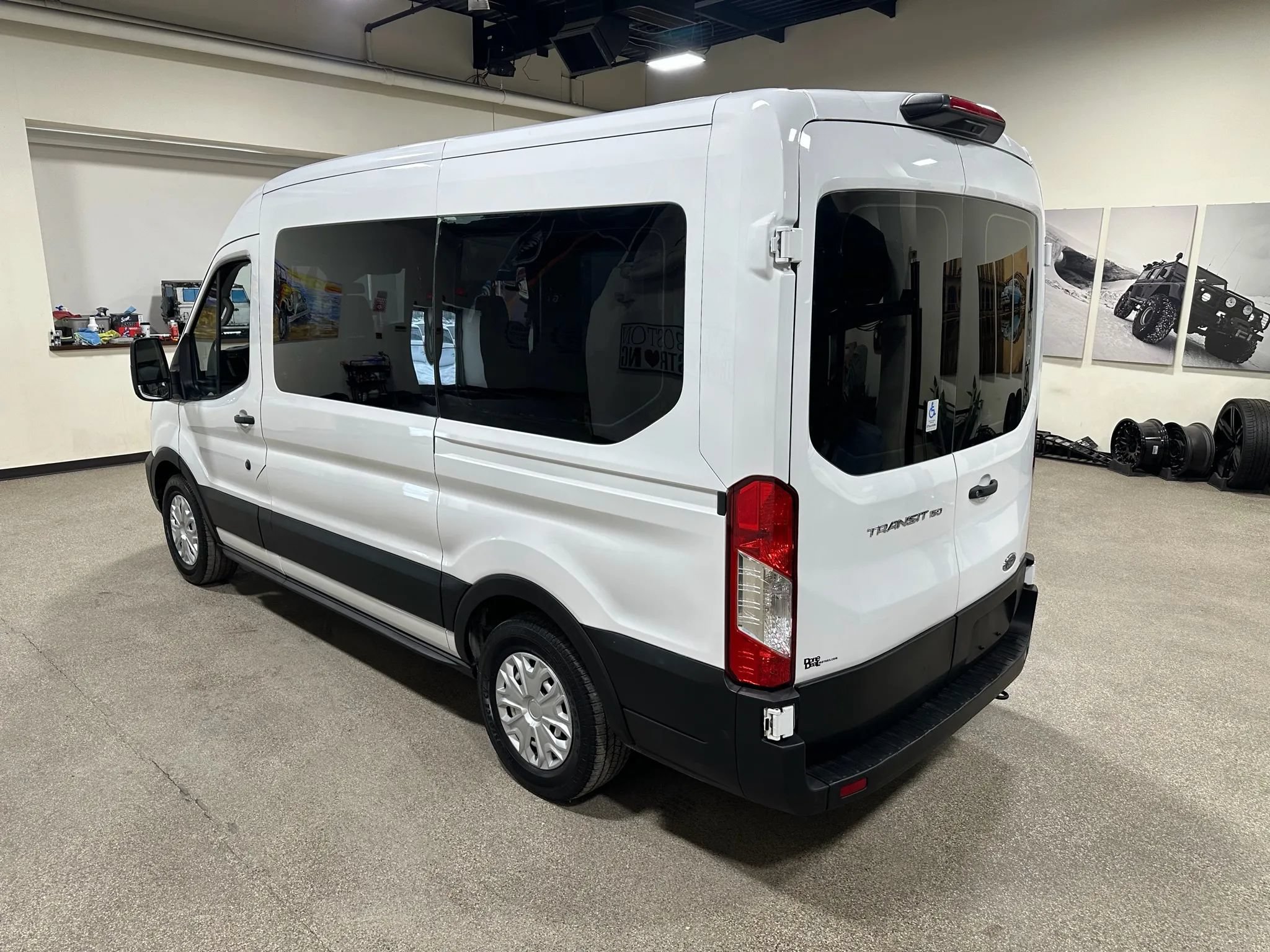 Used 2020 Ford Transit 150 Medium Roof RWD image 12