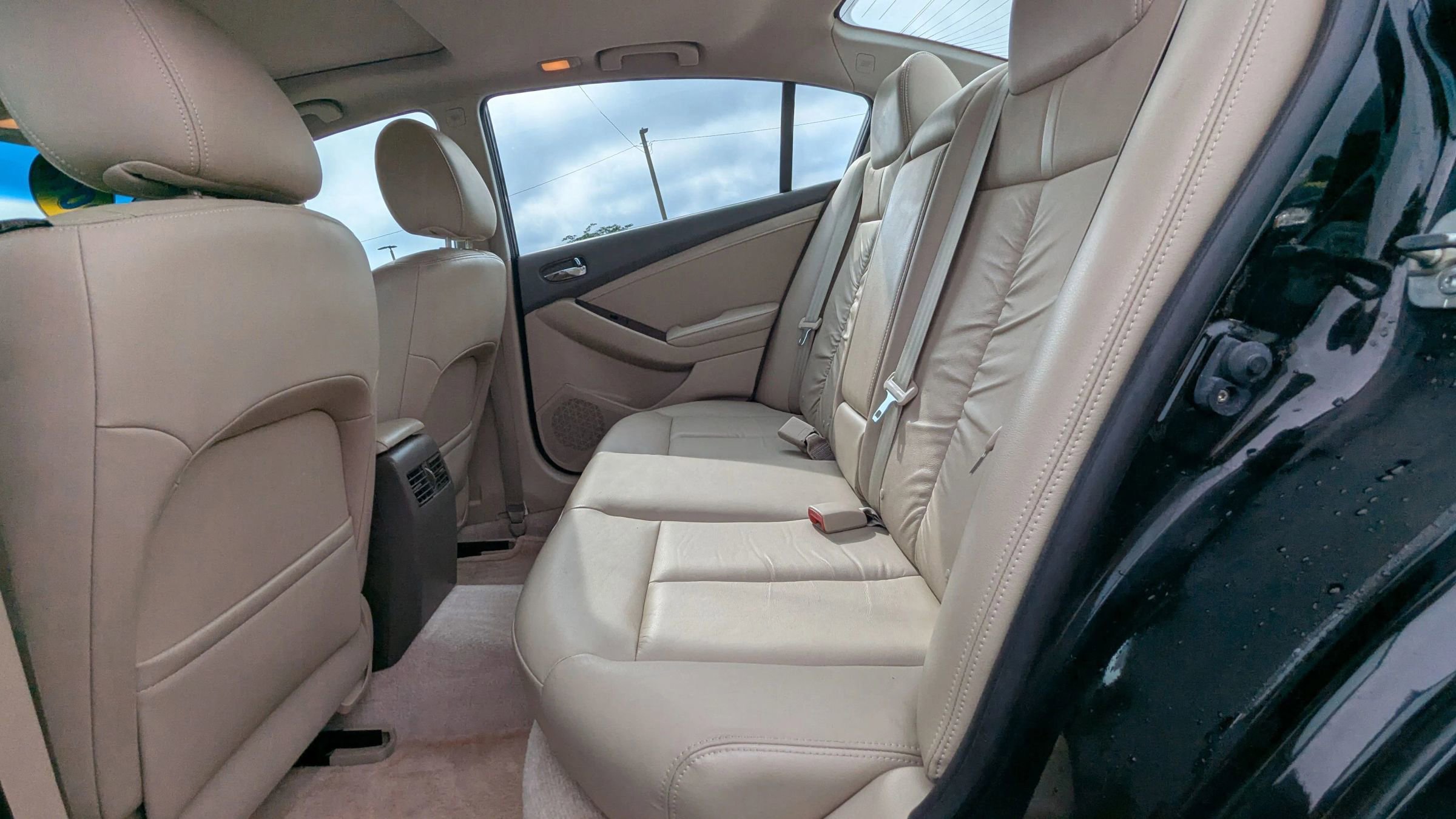 Used 2012 Nissan Altima 3.5 SR w/ Sport Pkg FWD image 12