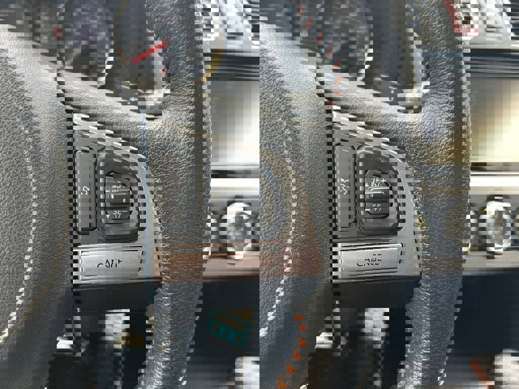 Used 2016 Subaru Crosstrek 2.0i Premium image 18