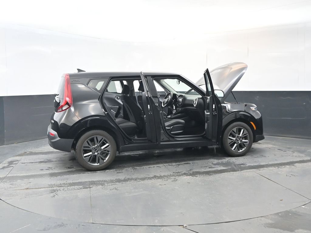 Used 2021 Kia Soul S image 27