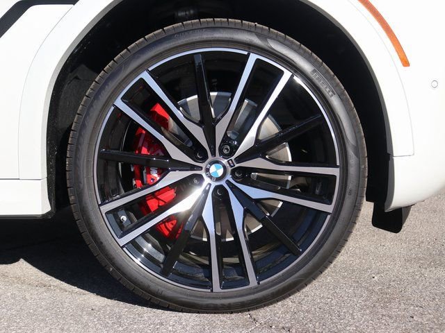New 2026 BMW X6 M60i image 6