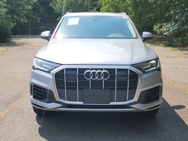 Used 2022 Audi Q7 3.0T Premium Plus w/ Premium Plus Package AWD/4WD image 8